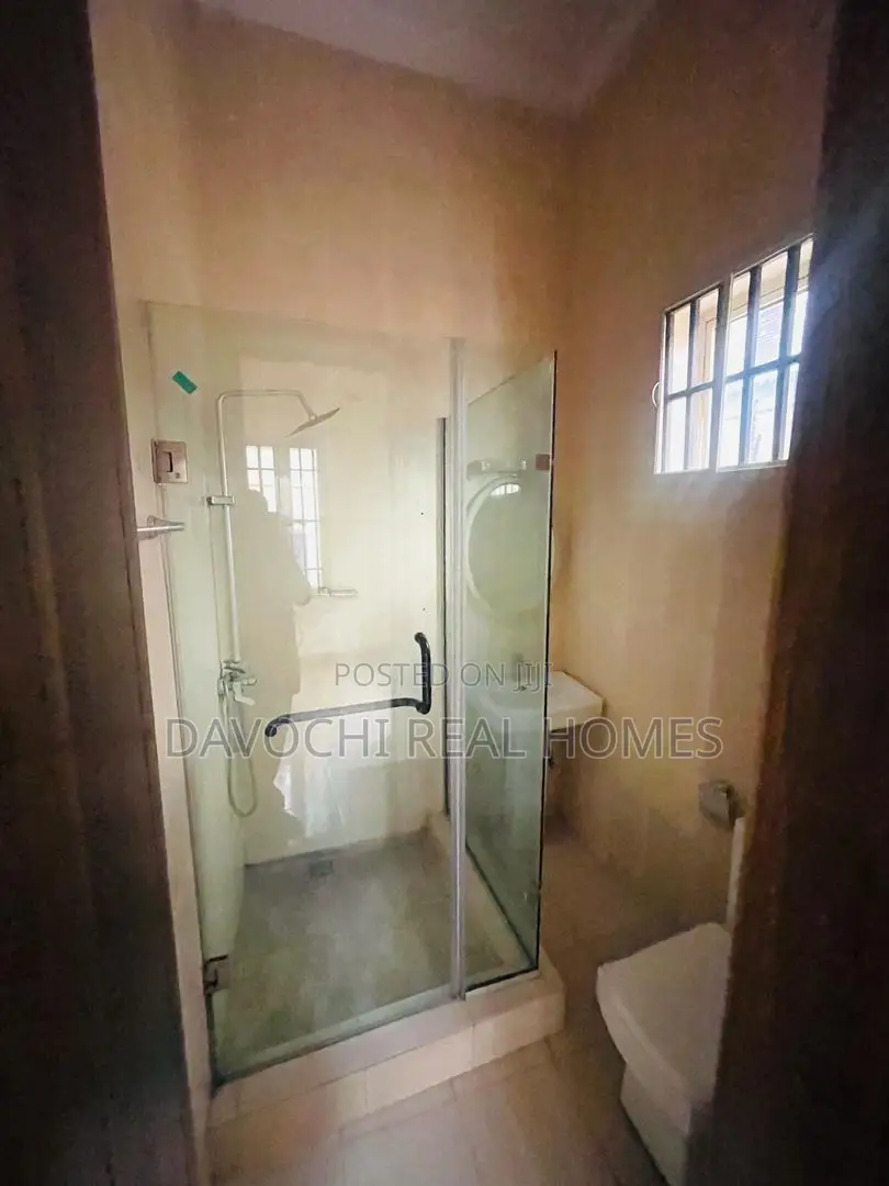 3bdrm Apartment in Chevron for rent in Chevron