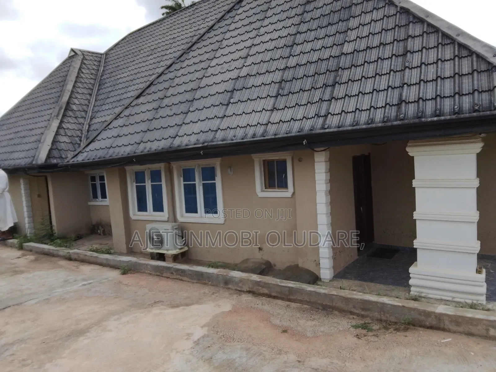 Furnished 4bdrm Block of Flats in Federal Housing for sale in Ado Ekiti