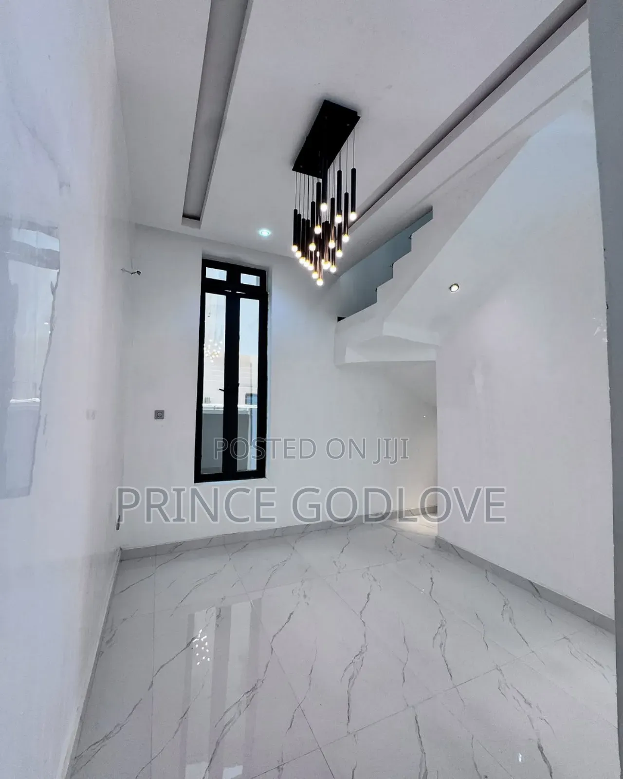 5bdrm Duplex in Apo Resettlement for sale in Apo Resettlement