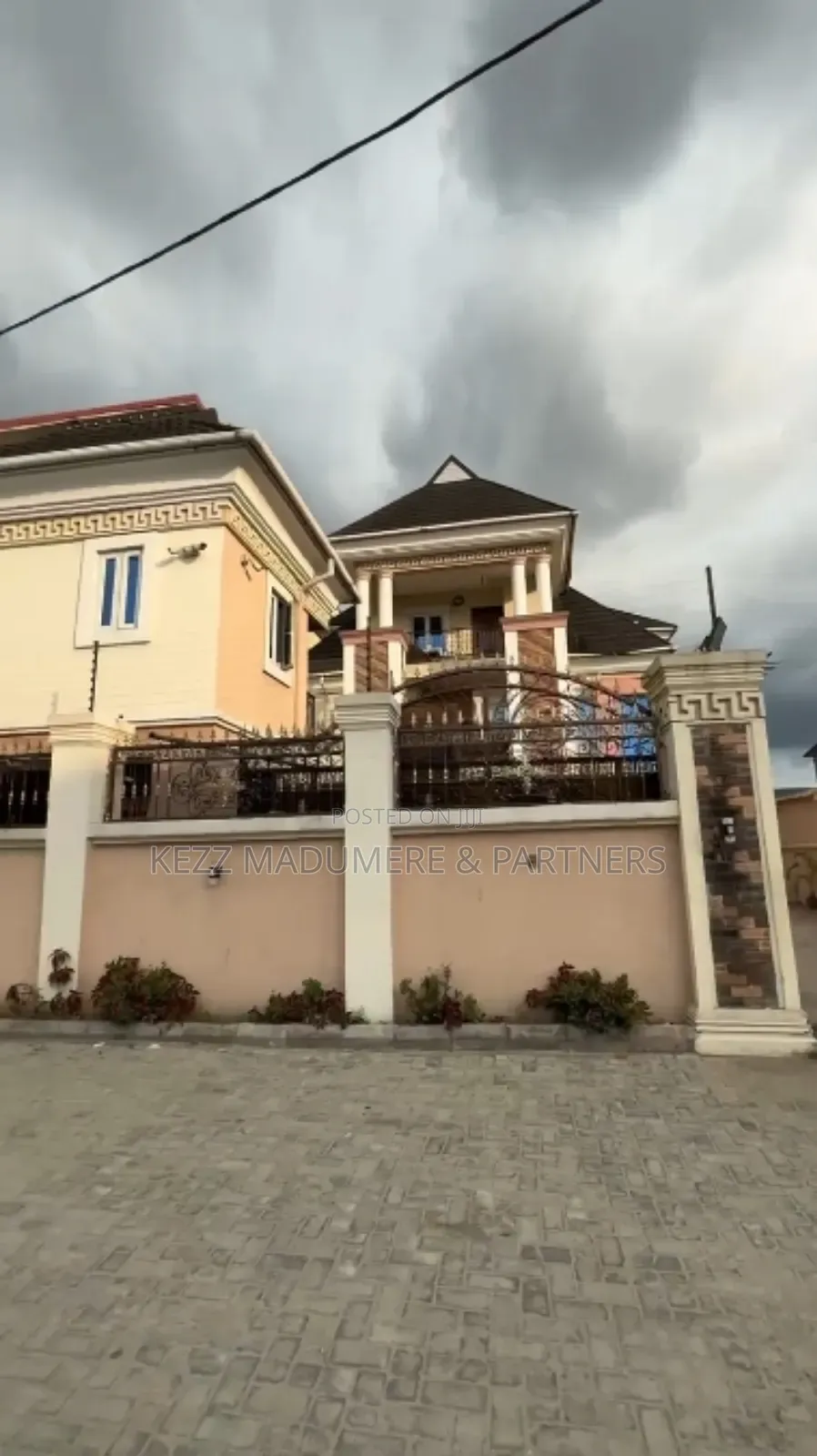 For Sale: Functional 24 Rooms at Dr Peter Odili , Ph in Trans Amadi