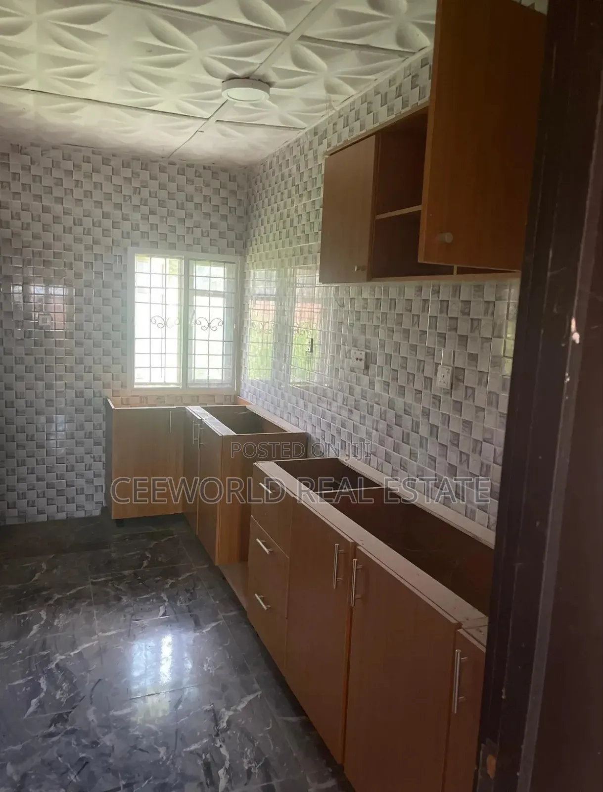 3bdrm Bungalow in Odo-Ona Kekere for sale in Odo Ona