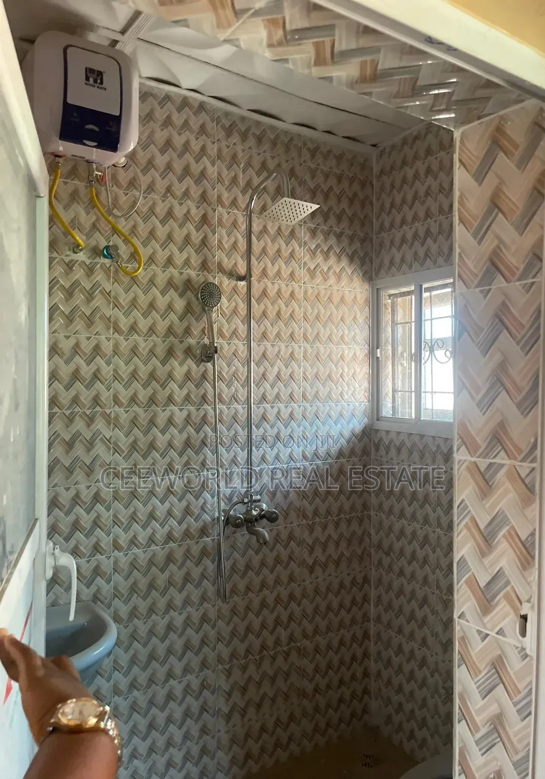 3bdrm Bungalow in Odo-Ona Kekere for sale in Odo Ona