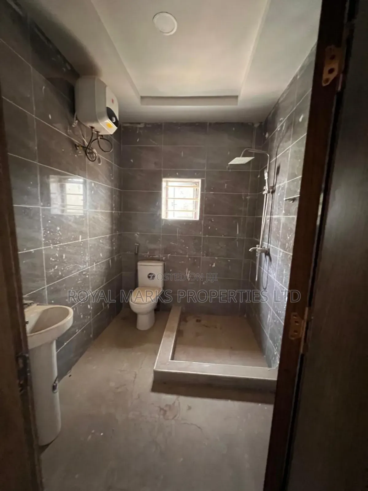 Furnished 4bdrm Duplex in Katampe (Main) for sale in Katampe (Main)