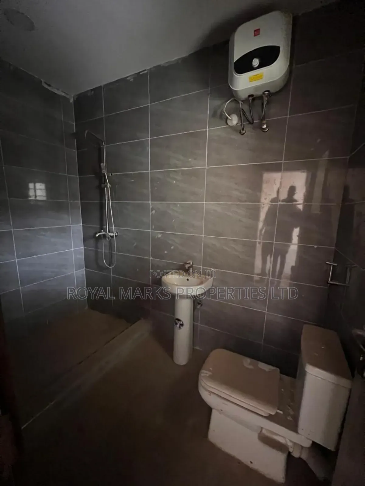 Furnished 4bdrm Duplex in Katampe (Main) for sale in Katampe (Main)
