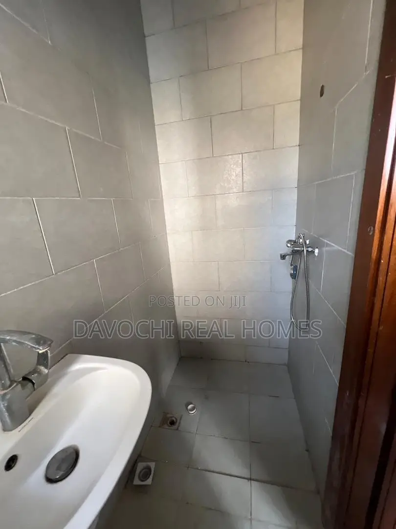 5bdrm Duplex in Lekki Phase1 Right for rent in Lekki Phase 1