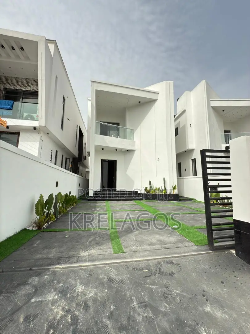 5bdrm Duplex in Ado / Ajah for sale in Ado / Ajah