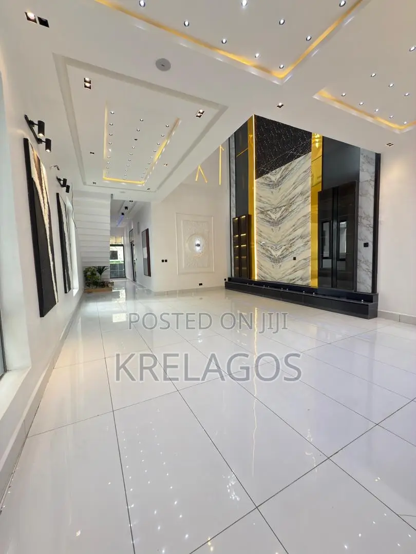 5bdrm Duplex in Ado / Ajah for sale in Ado / Ajah