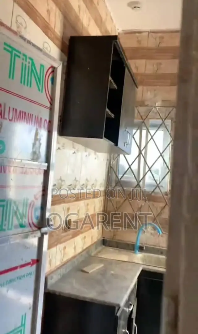 1bdrm Bedsitter in Sapele Road, Benin City for rent in Benin City