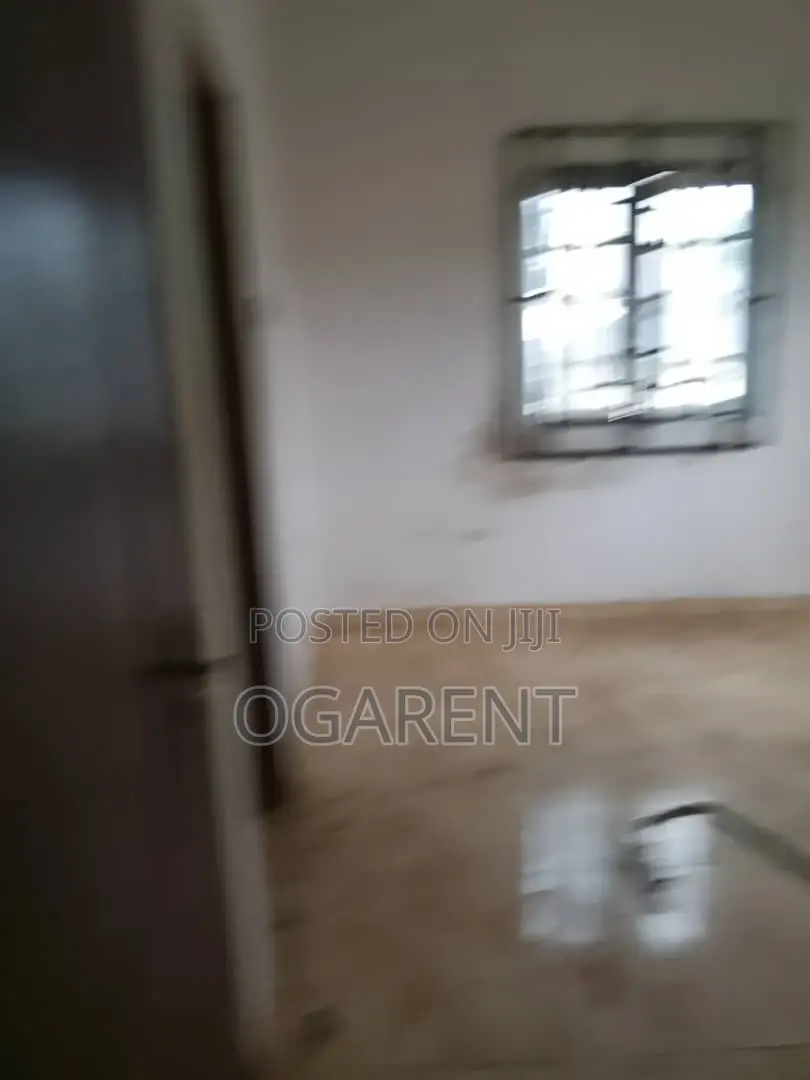 3bdrm Apartment in Sapele Rd, Benin City for rent in Benin City