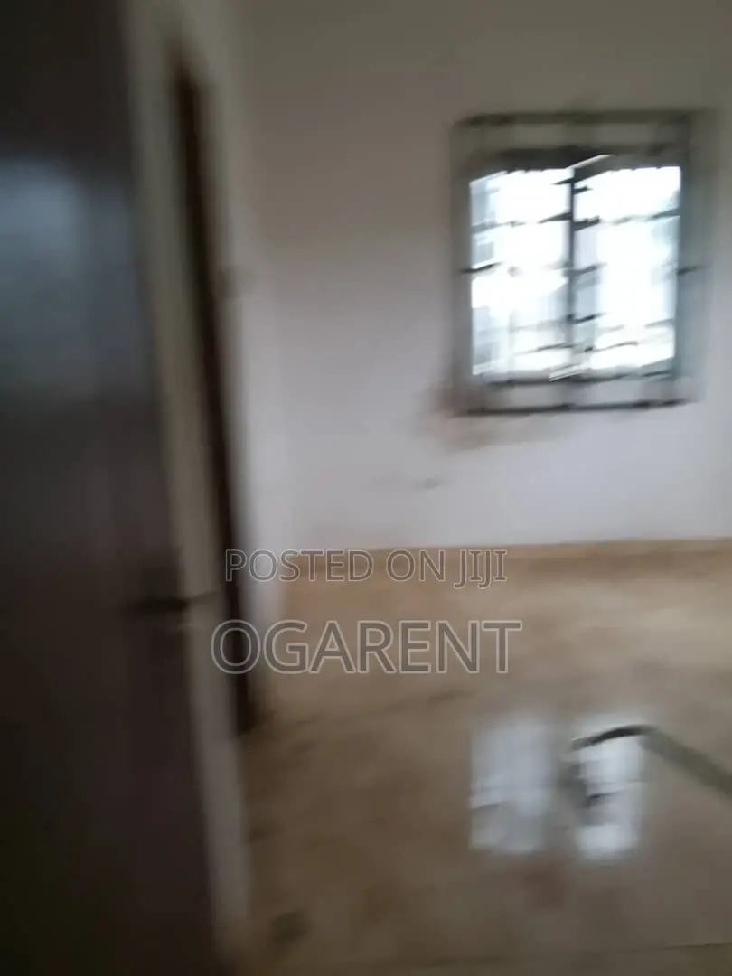 3bdrm Apartment in Sapele Rd, Benin City for rent in Benin City
