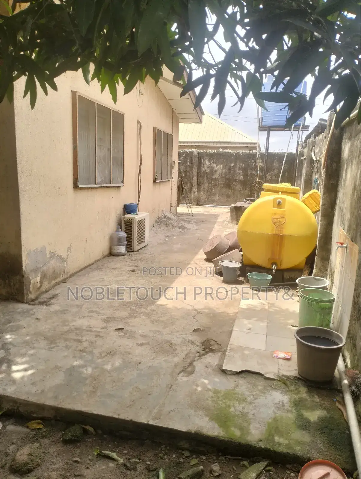 3bdrm Bungalow in Ikotun Idimu Lagos, Iseri Olofin for sale in Iseri Olofin