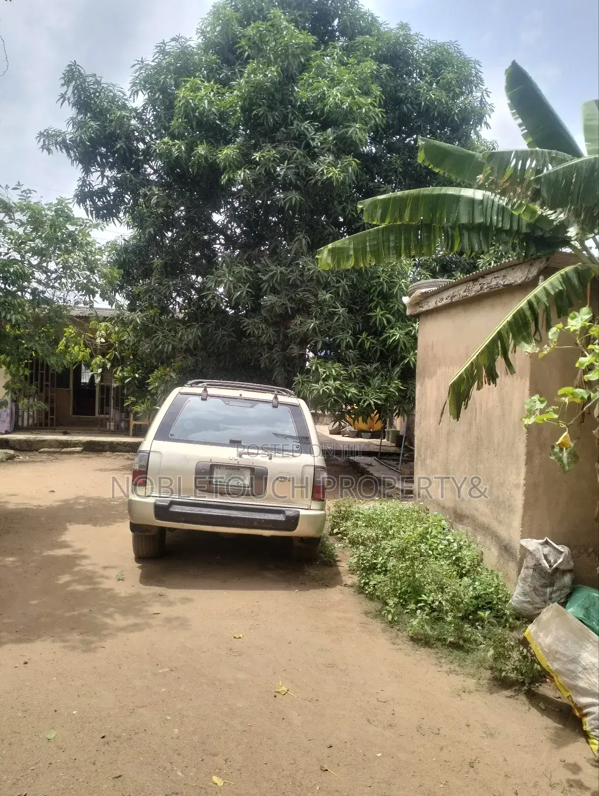 3bdrm Bungalow in Ikotun Idimu Lagos, Iseri Olofin for sale in Iseri Olofin