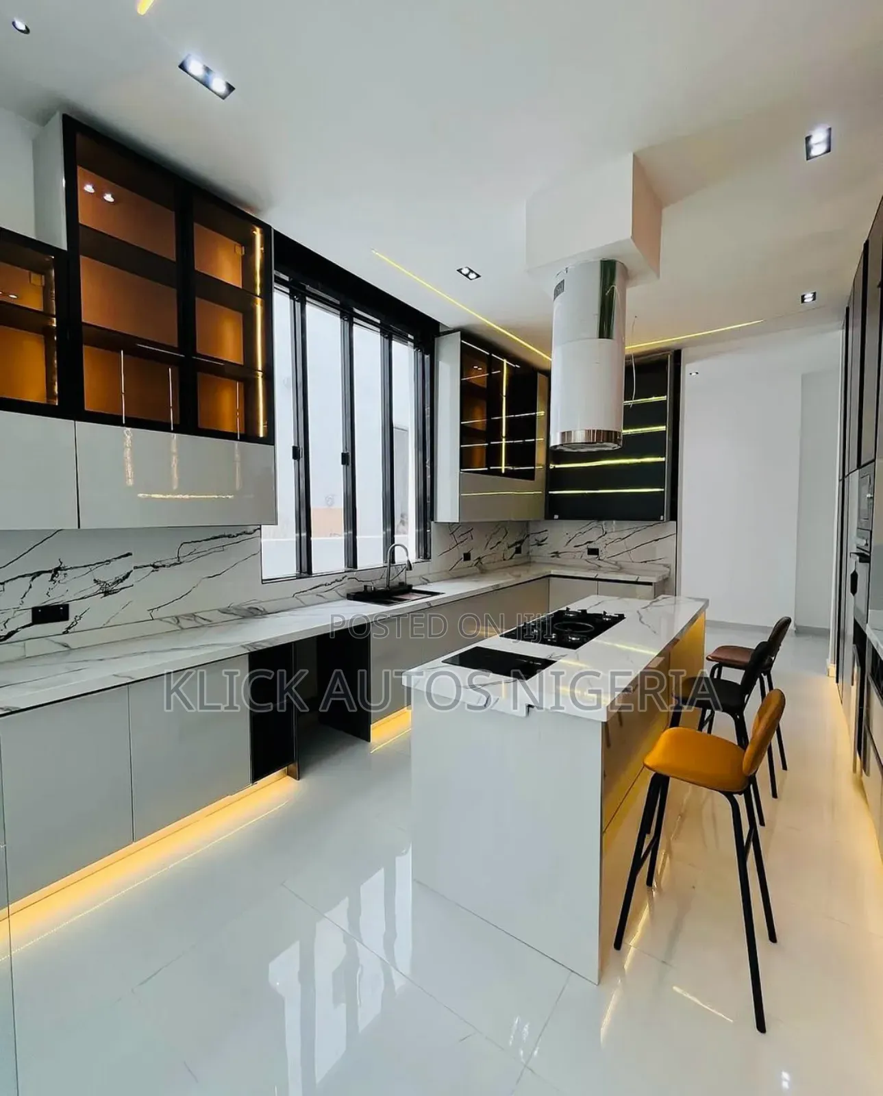 Furnished 5bdrm Duplex in Chevron, Lekki Phase 1 for sale in Lekki Phase 1