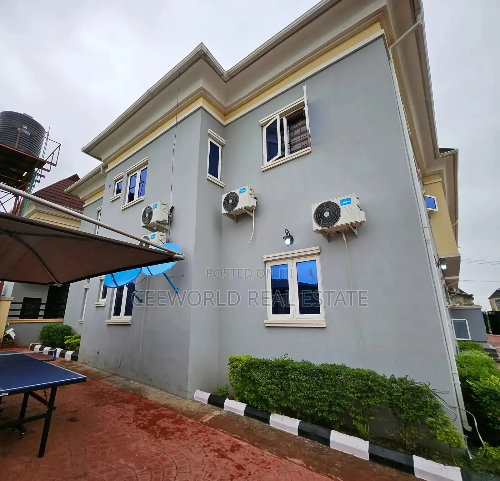 Furnished 3bdrm Apartment in Kolapo Ishola Gra, Akobo for rent in Akobo