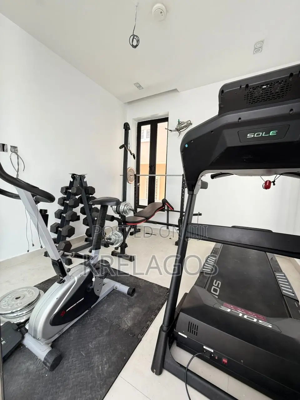 5bdrm Duplex in Orchid, Chevron for sale in Chevron