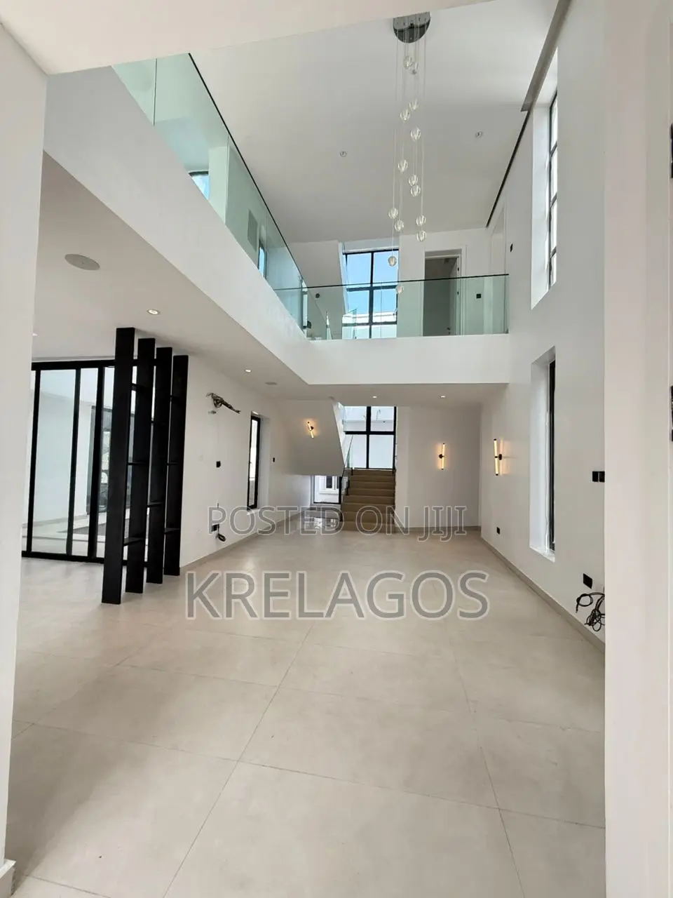 5bdrm Duplex in Orchid, Chevron for sale in Chevron
