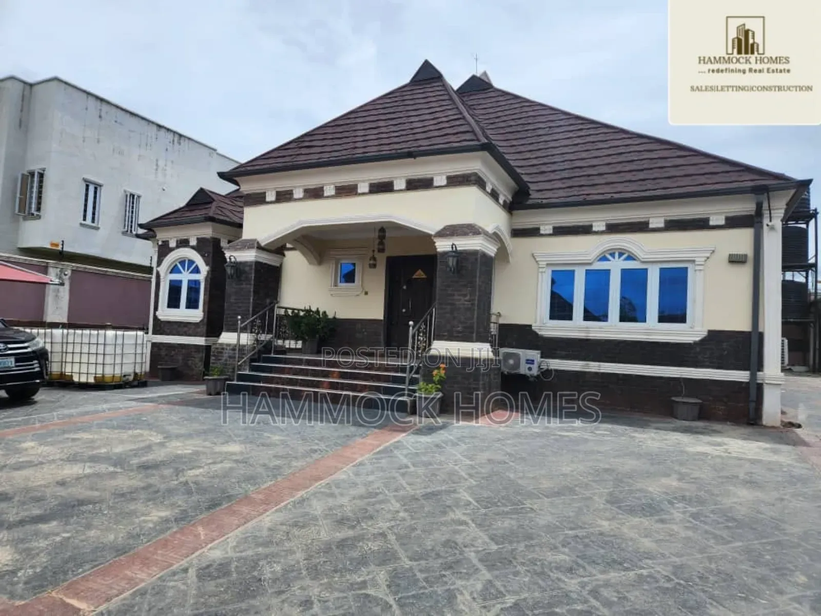 Furnished 3bdrm Bungalow in Adeniran Estate, Jericho for sale in Jericho