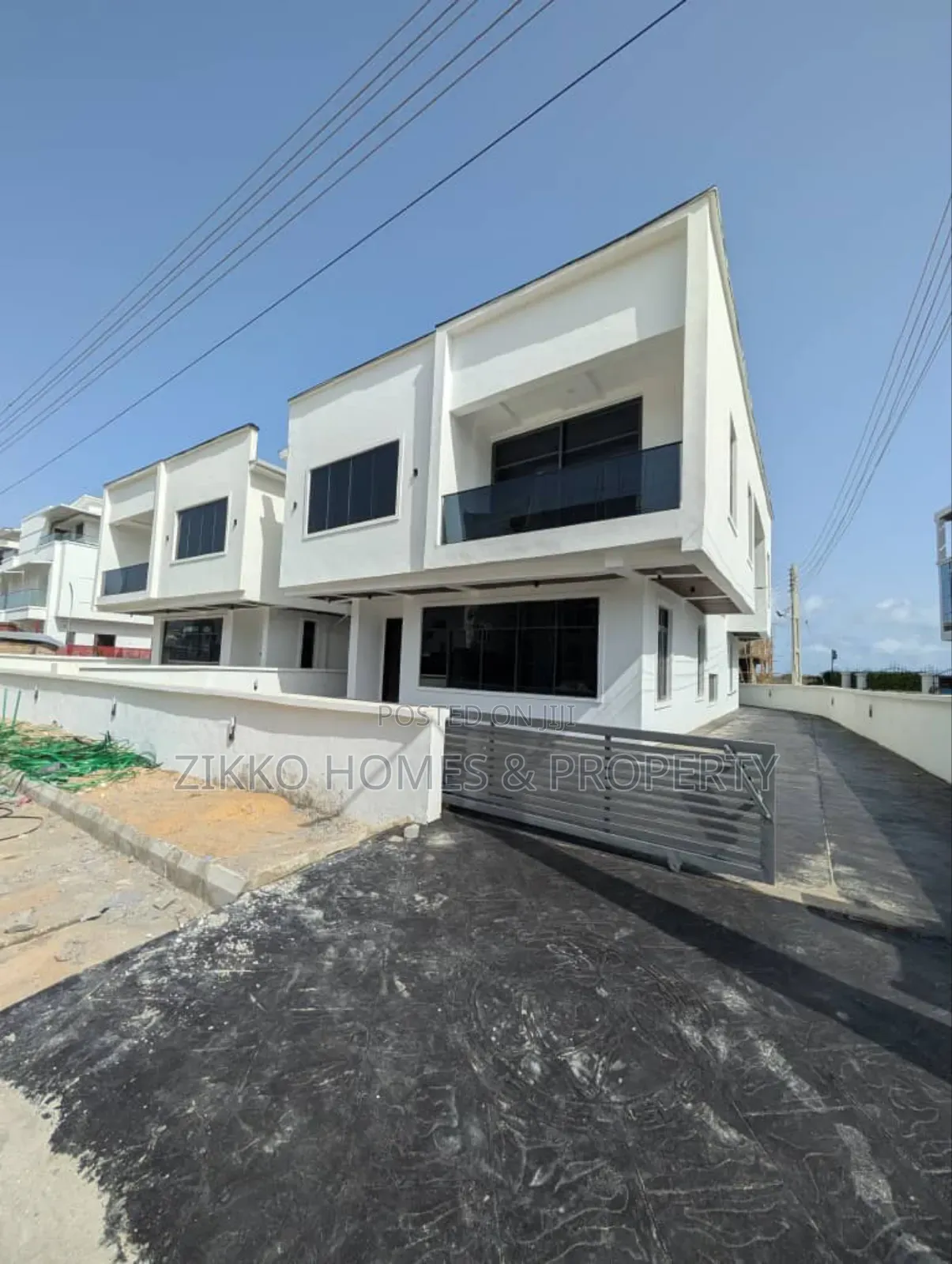 4bdrm Duplex in Orchid Road, Lekki for sale in Lekki