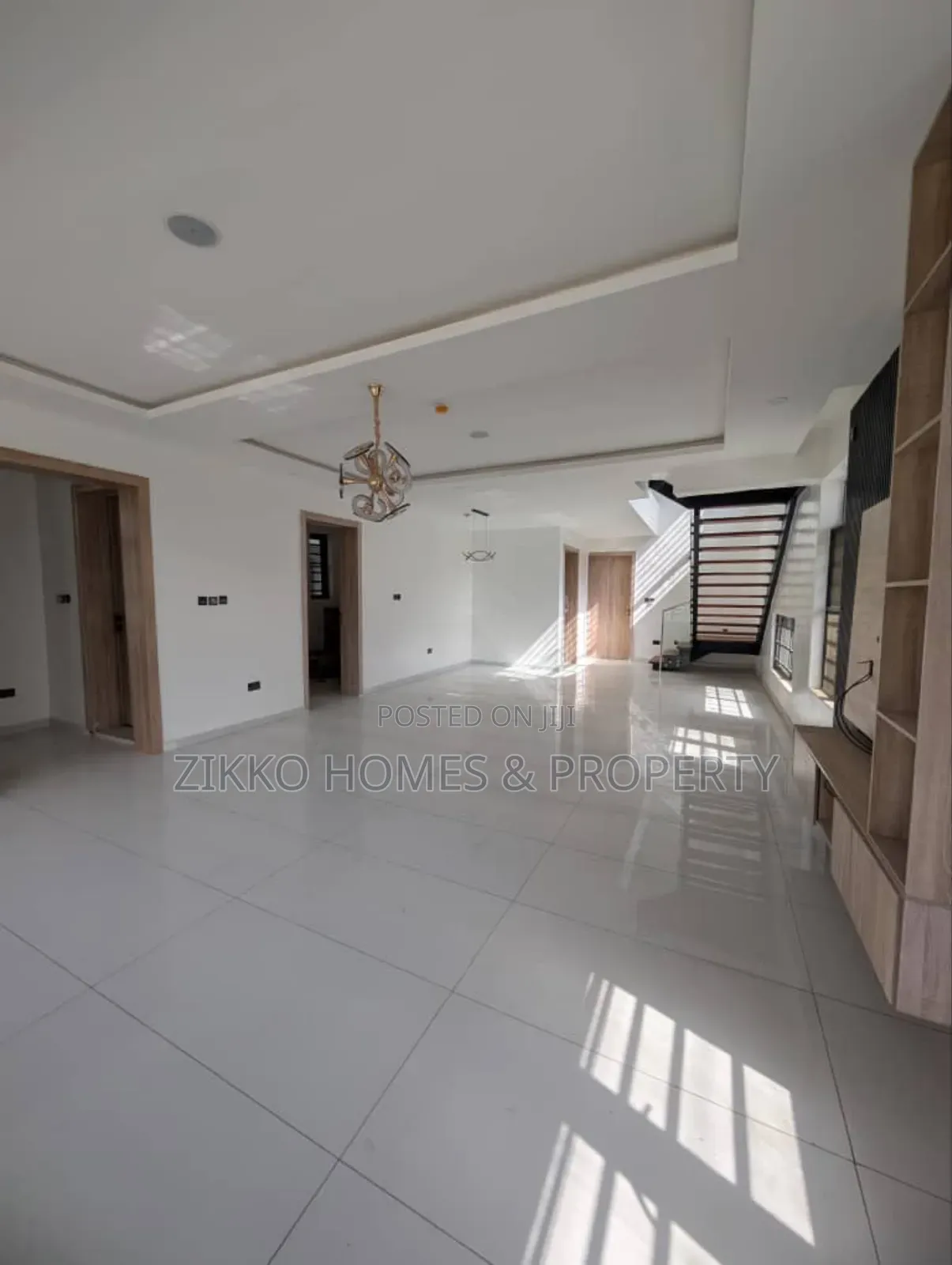 4bdrm Duplex in Orchid Road, Lekki for sale in Lekki