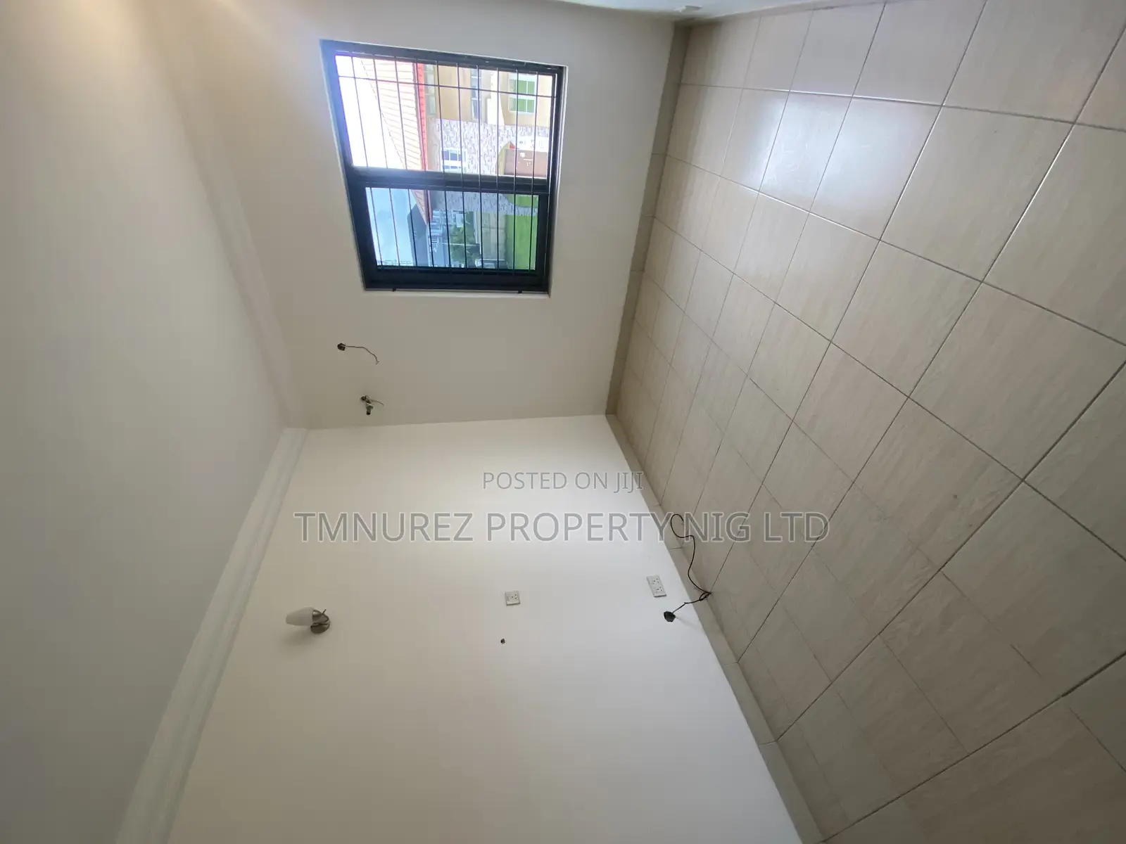 3bdrm Apartment in Osapa London, Lekki for rent in Lekki