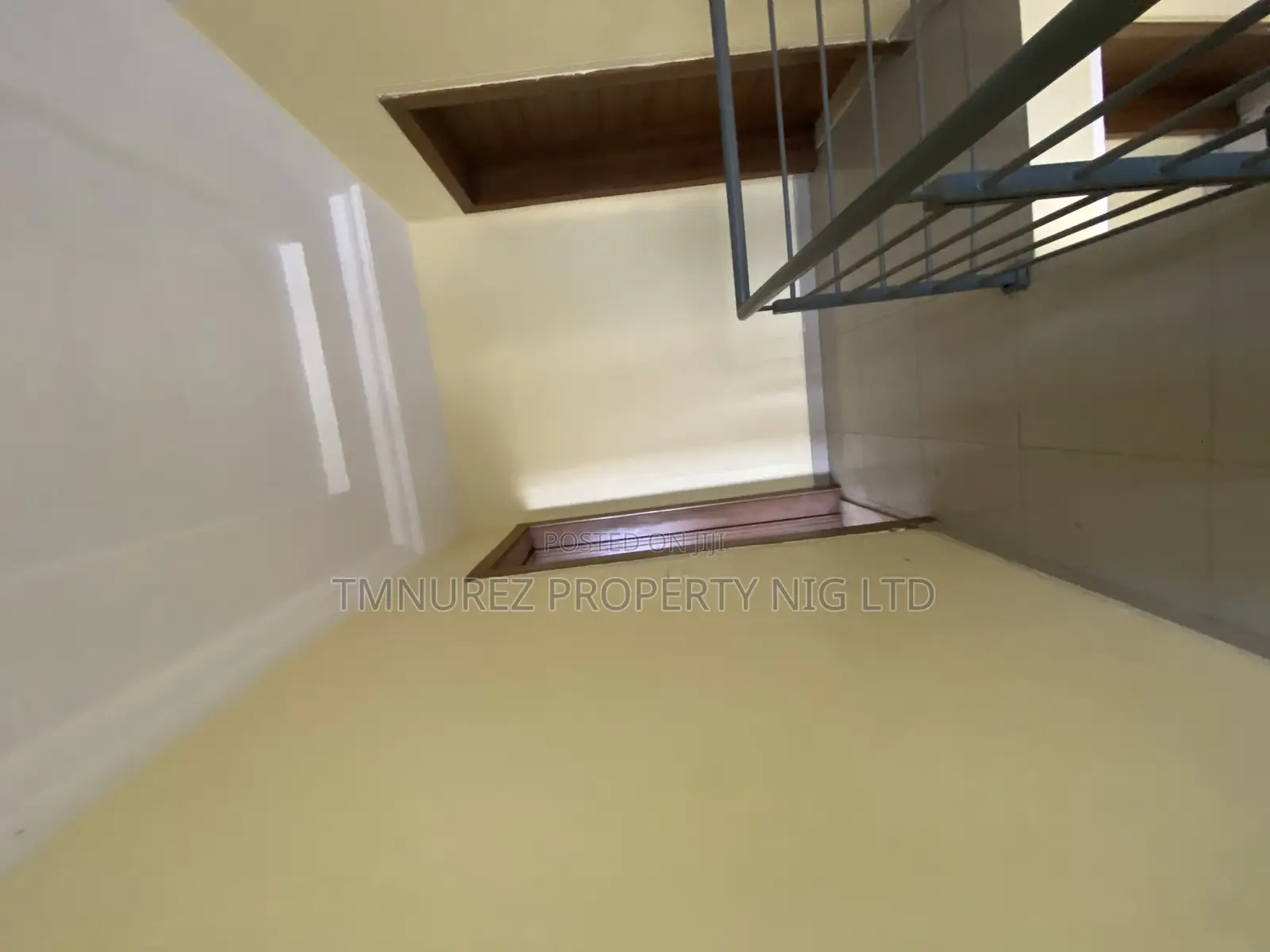 3bdrm Apartment in Osapa London, Lekki for rent in Lekki