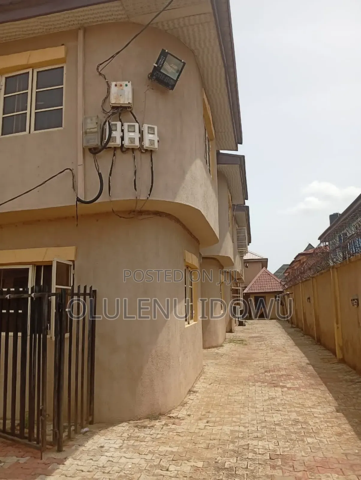 Furnished 3bdrm Block of Flats in Alimosho for sale in Alimosho