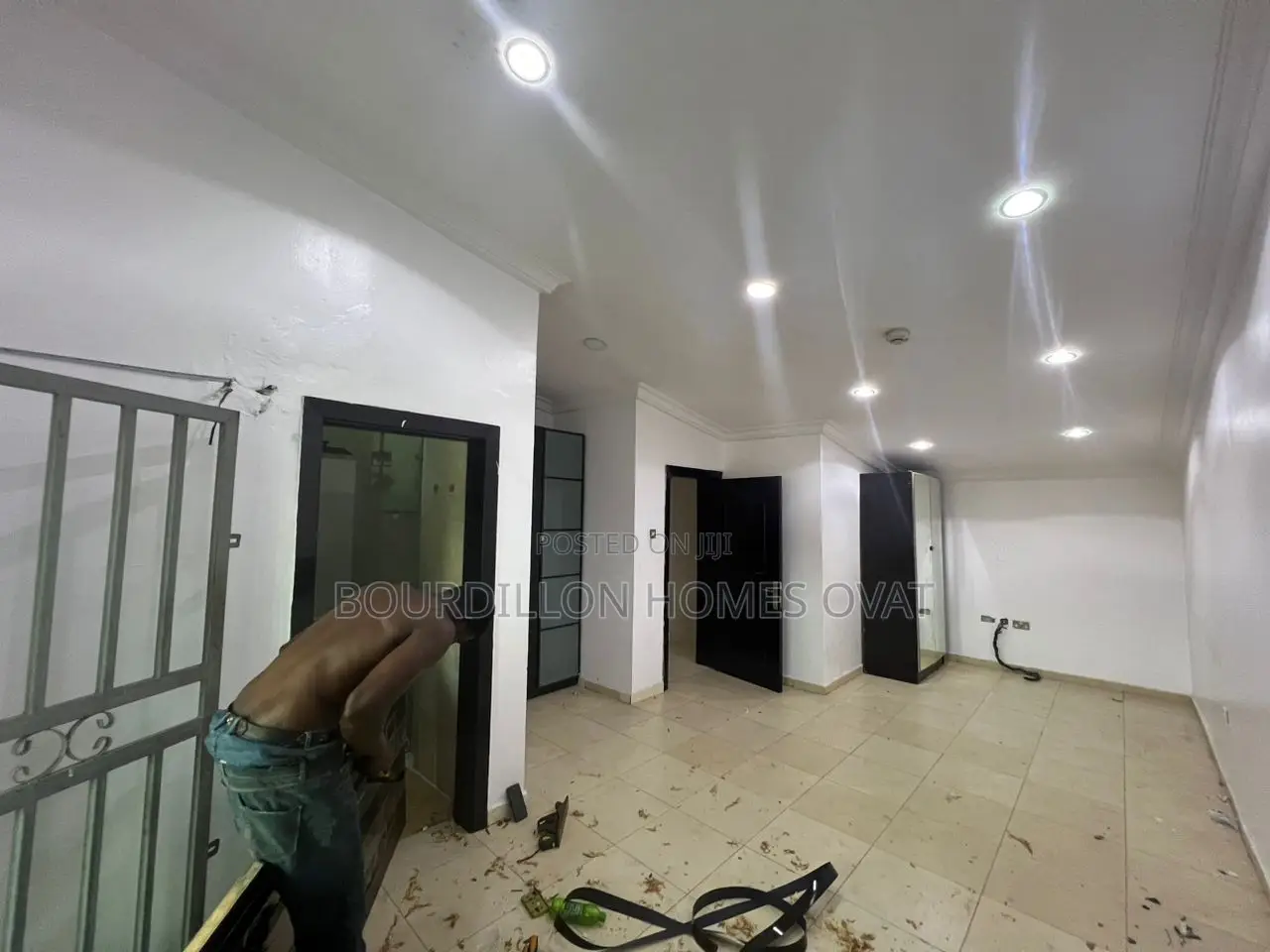 5bdrm Duplex in Osapa london for sale in Osapa london