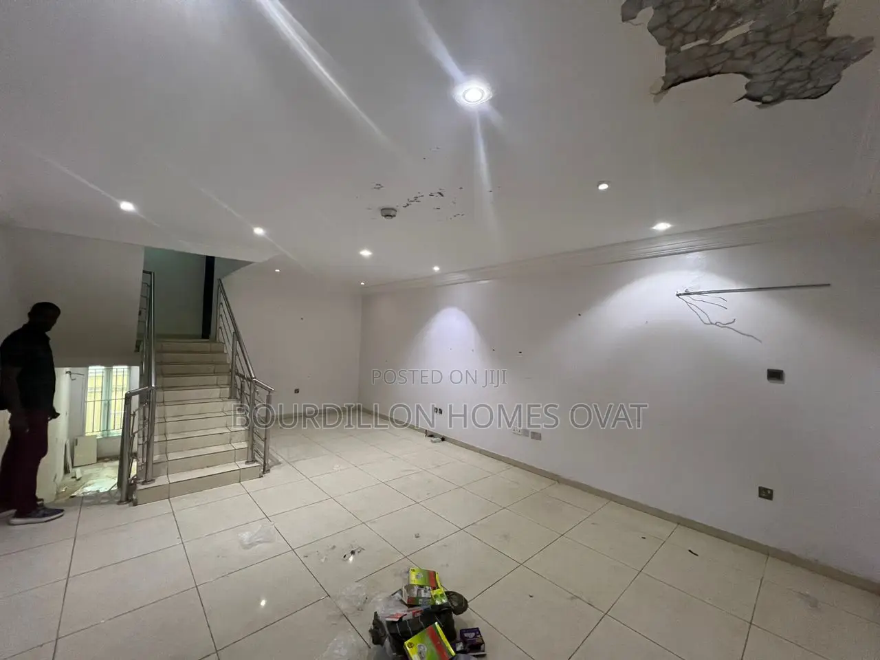 5bdrm Duplex in Osapa london for sale in Osapa london