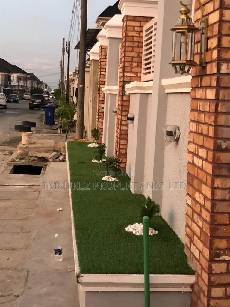 Furnished 5bdrm Duplex in Osapa London, Lekki for rent in Lekki