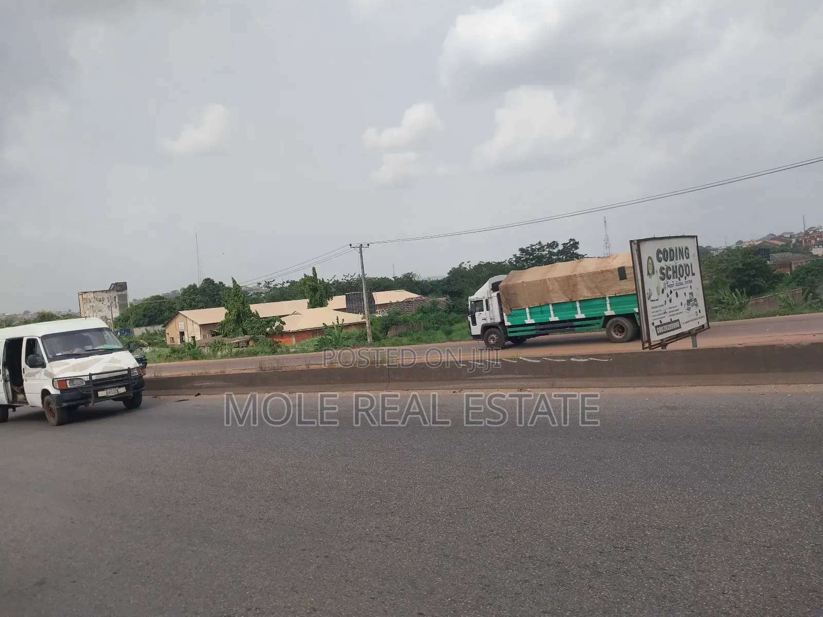 Old Commercial Property Ikorodu Rd Meryland Detached in Maryland