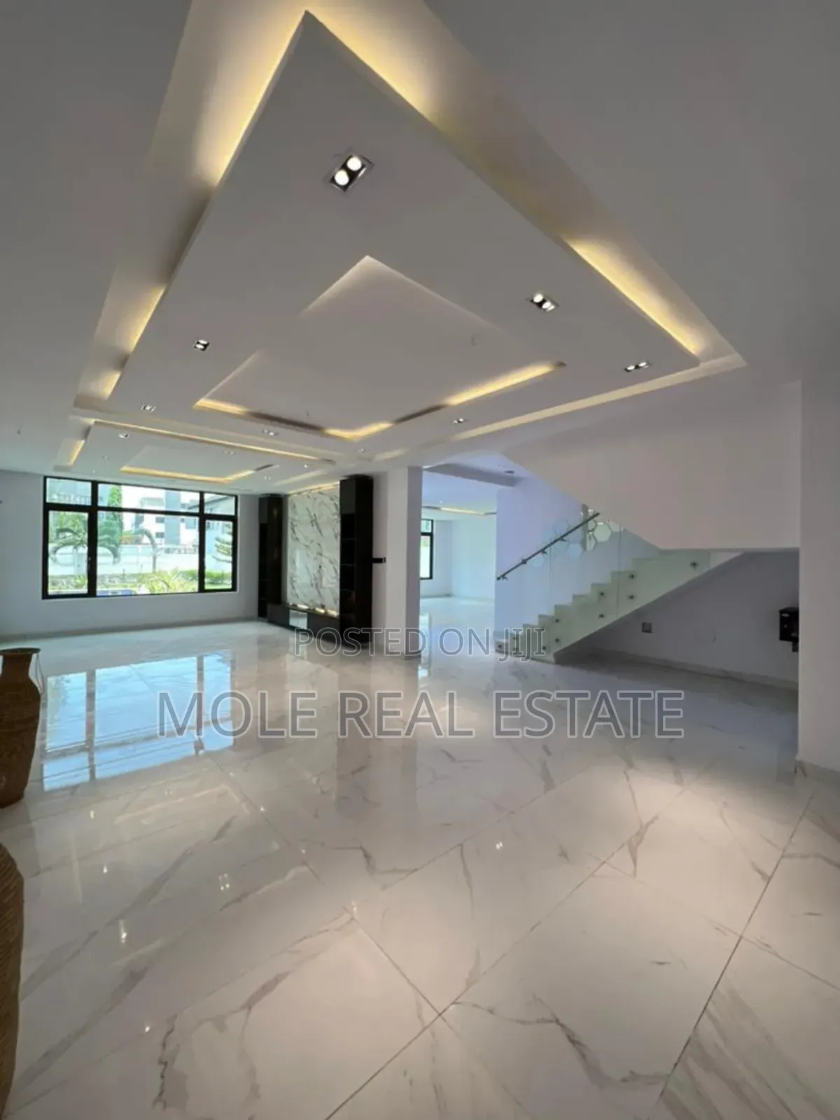 Furnished 6bdrm Duplex in Banana Island Ikoyi for rent in Banana Island