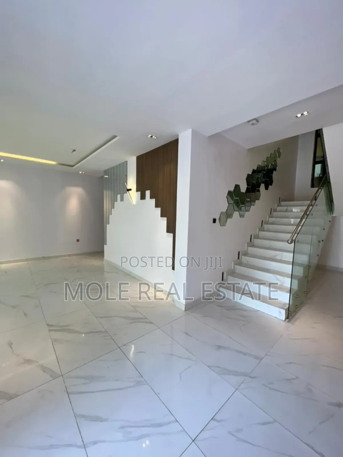 Furnished 6bdrm Duplex in Banana Island Ikoyi for rent in Banana Island