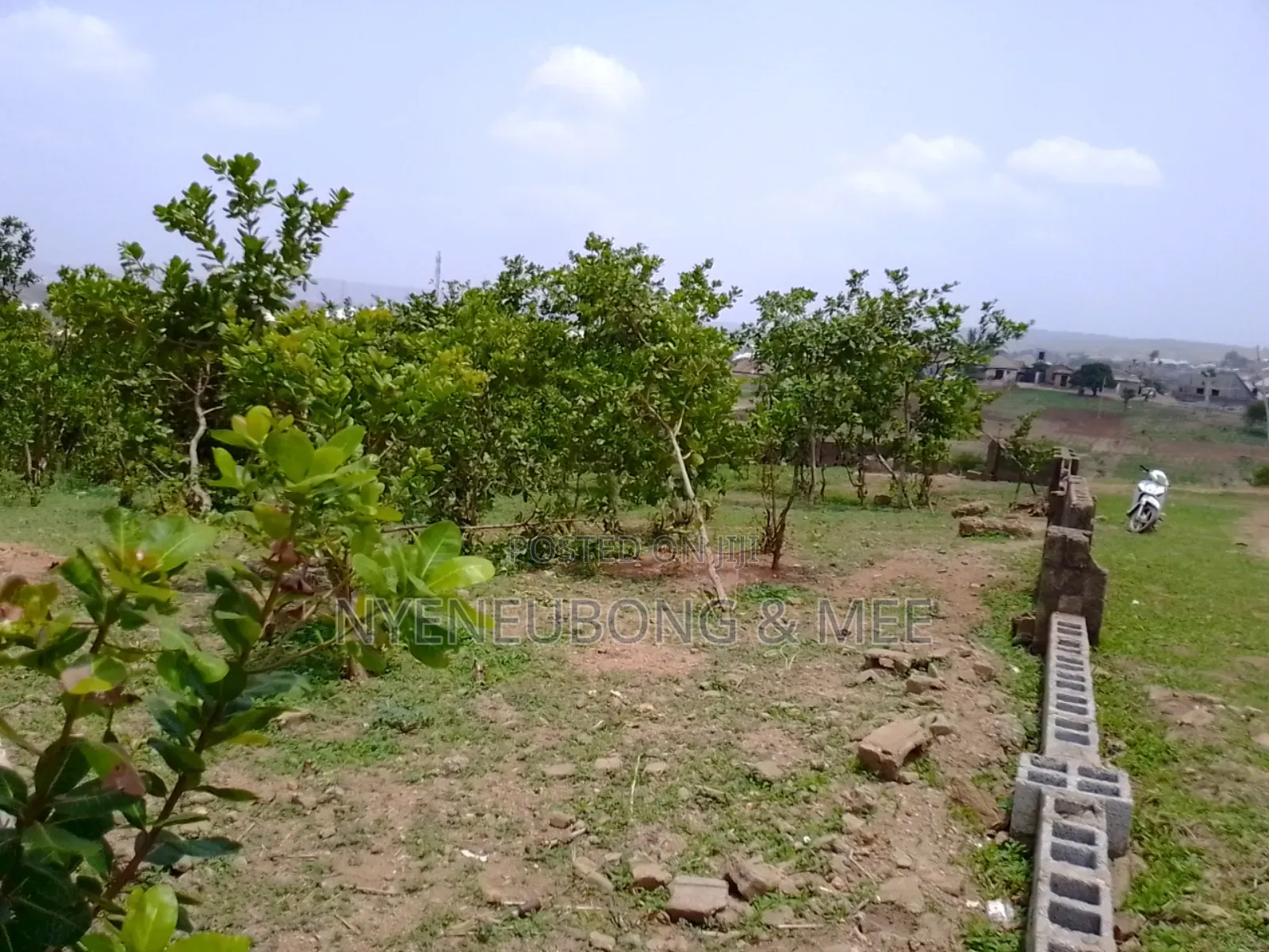 1800sqm. Land for Sale in Phase 3 / Jikwoyi