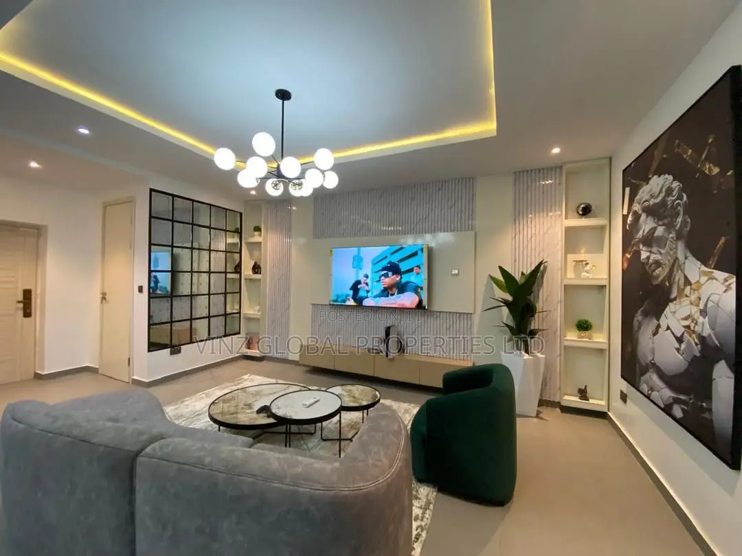 Exquisite 2 Bedroom Apartment With Snooker Board Ps5 in Lekki
