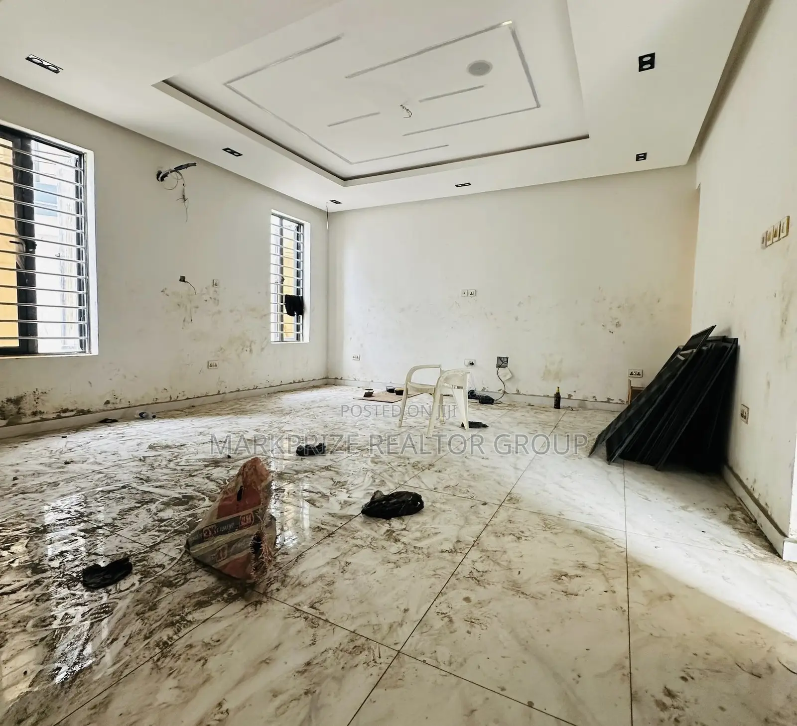 4bdrm Duplex in Omole Phase 1 Lagos for sale in Omole Phase 1