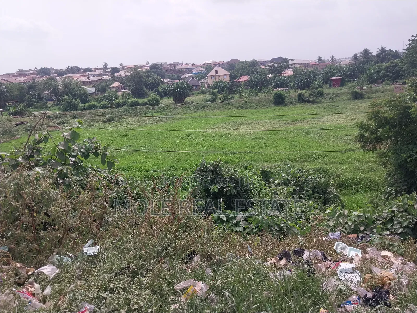 200 Acres of Land Zlagos Ibadan B4 Interchange in Obafemi-Owode