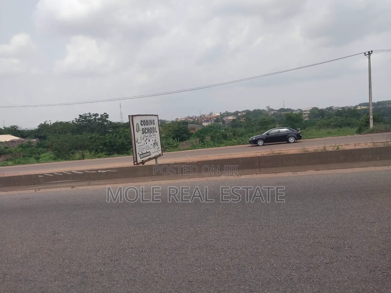 170 Acres Land Malo Petrol Station Lagos Ibadan Expressway in Sagamu