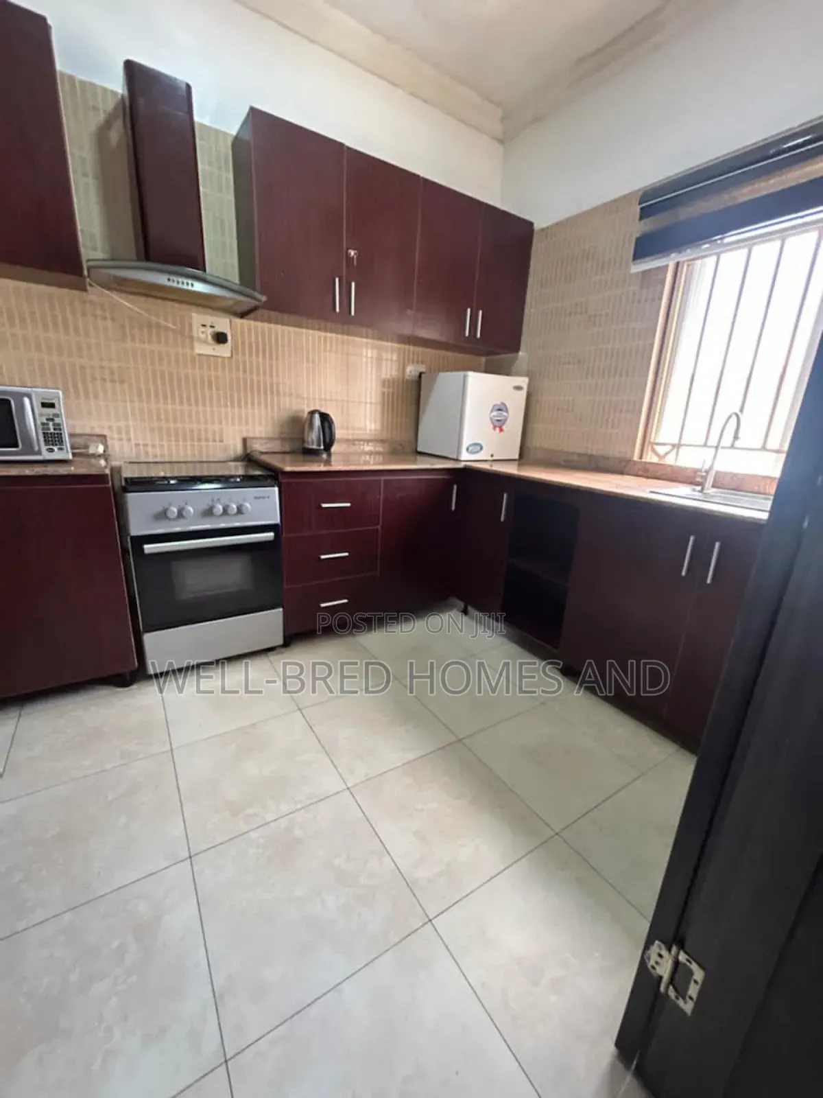 Furnished 3bdrm Maisonette in Lekki Phase 1 Offf for rent in Lekki Phase 1