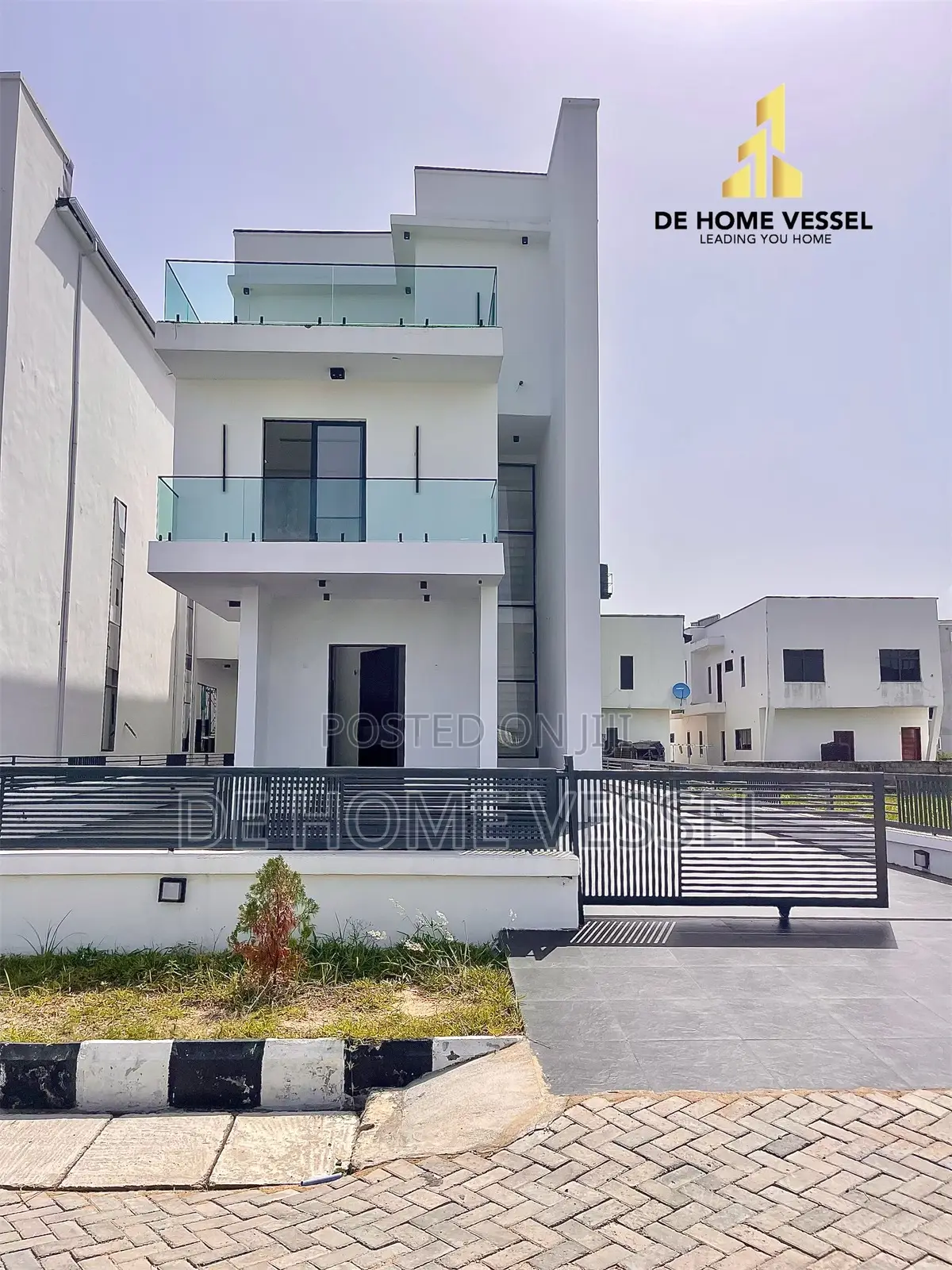 5bdrm Duplex in Lekki for sale in Lekki