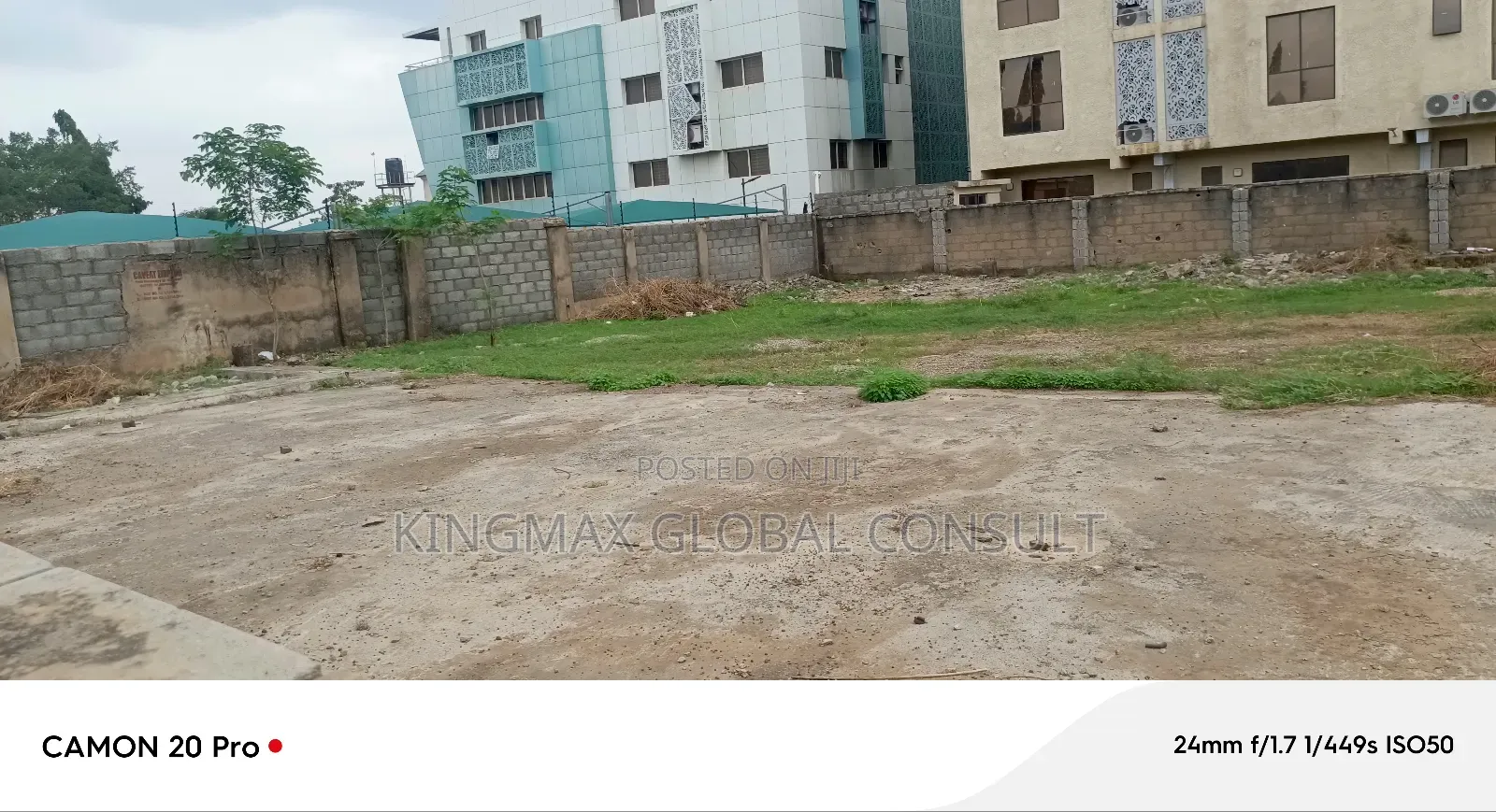 Just Out at Wuye Fully Tarred Road 800sqm Residential Land in Wuye
