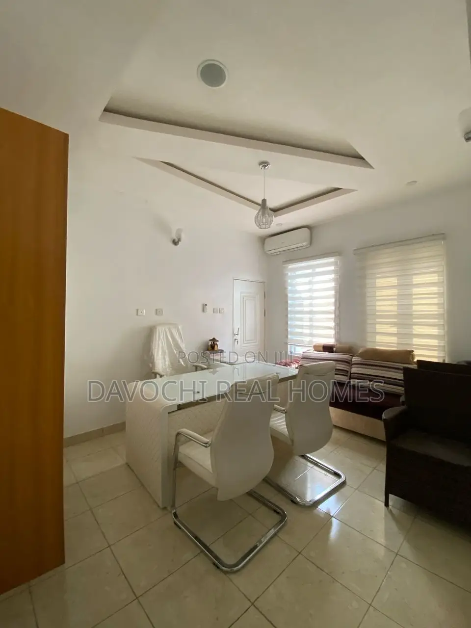 4bdrm Duplex in Chevron Toll Gate for rent in Chevron
