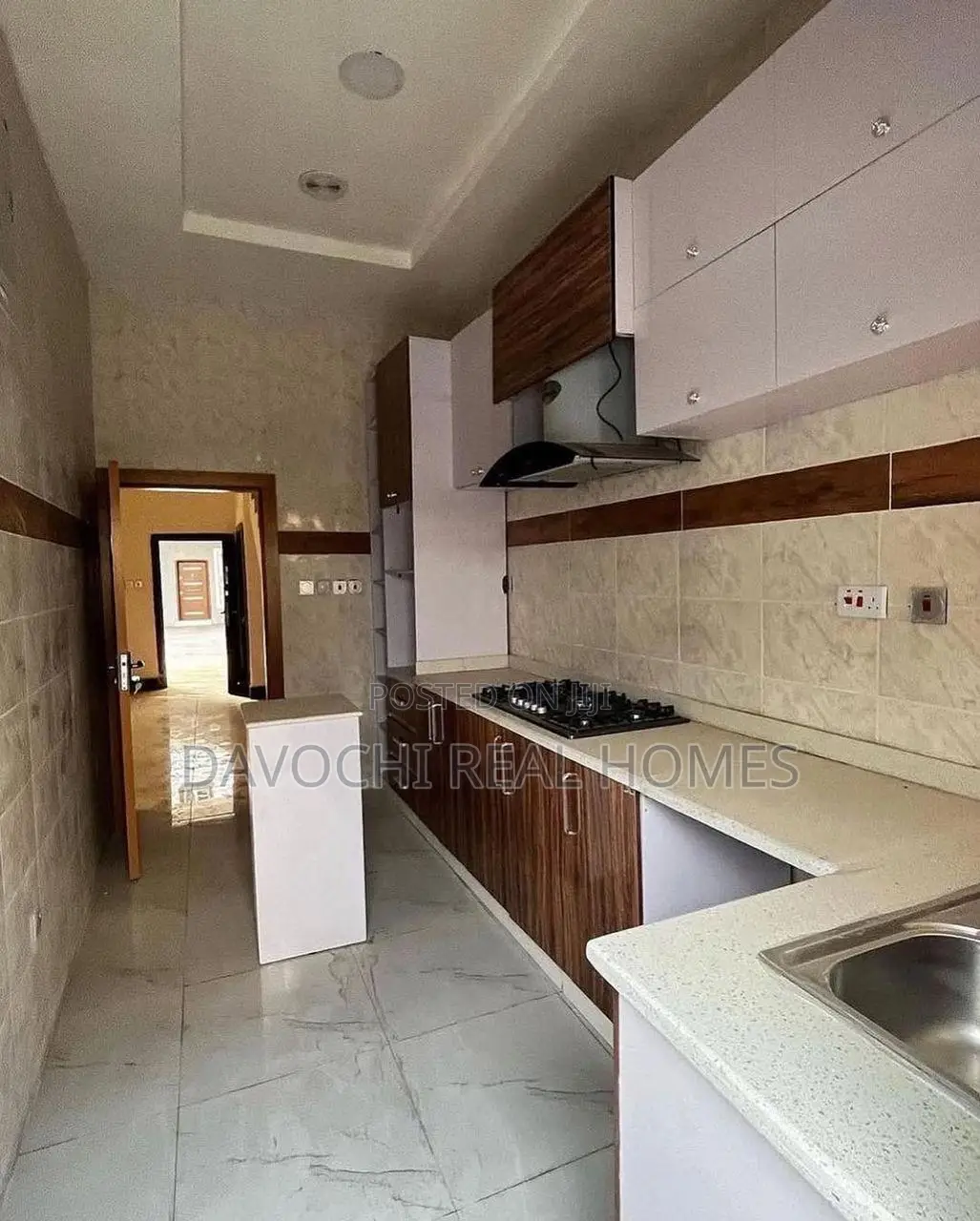 3bdrm Duplex in Ikota for rent in Ikota