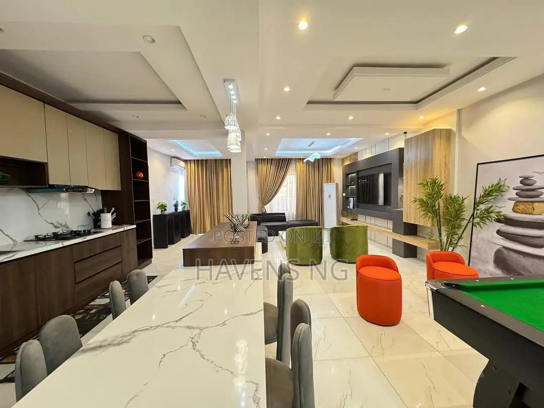 Spacious 2-Bedroom Apartment With Snooker Ps5 in Lekki Phase 1