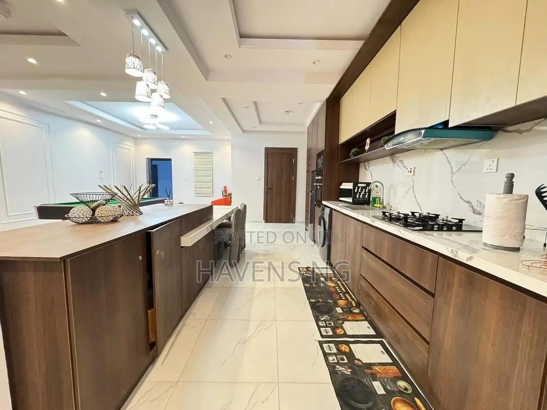 Spacious 2-Bedroom Apartment With Snooker Ps5 in Lekki Phase 1