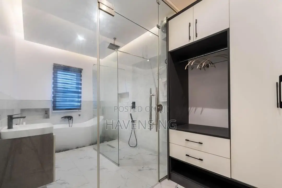 Brand New 2-Bedroom Penthouse Maisonette in Lekki Phase 1