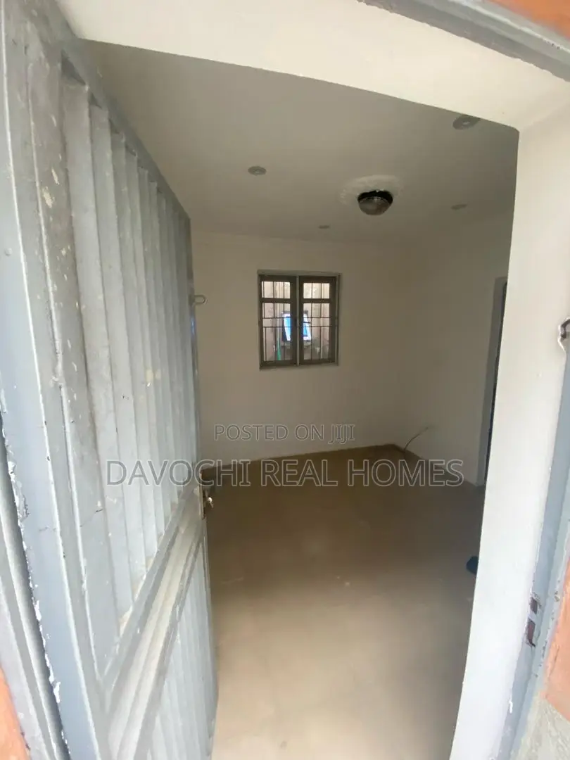 2bdrm Apartment in Sangotedo, Behind for rent in Sangotedo