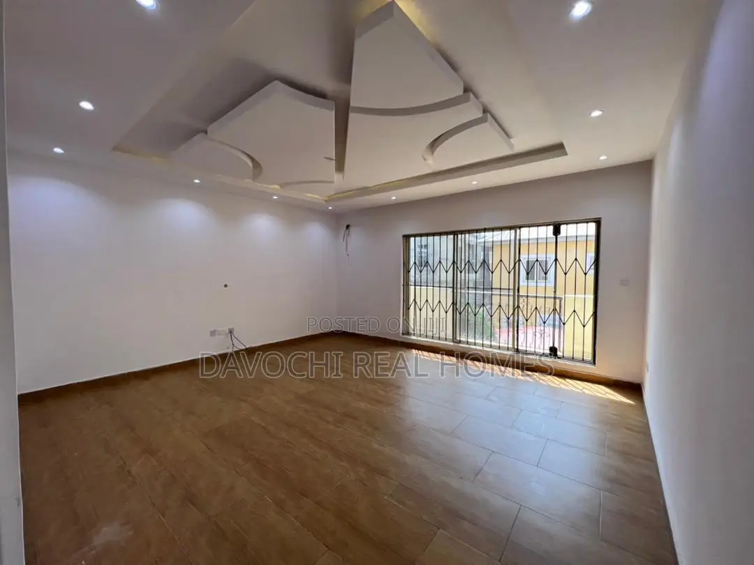 4bdrm Apartment in Osapa London for rent in Osapa london