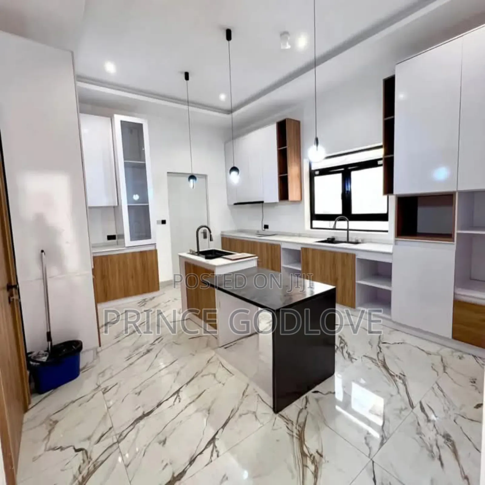5bdrm Duplex in Asokoro for sale in Asokoro