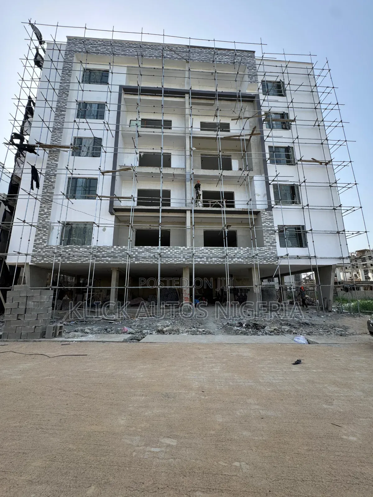 Furnished 2bdrm Duplex in Lekki for sale in Lekki