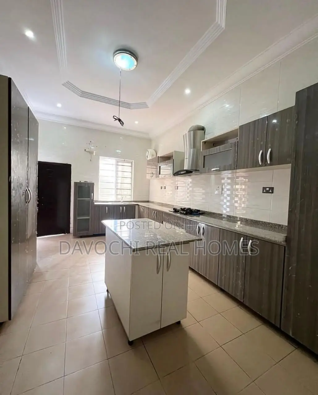 4bdrm Duplex in Ikota for rent in Ikota